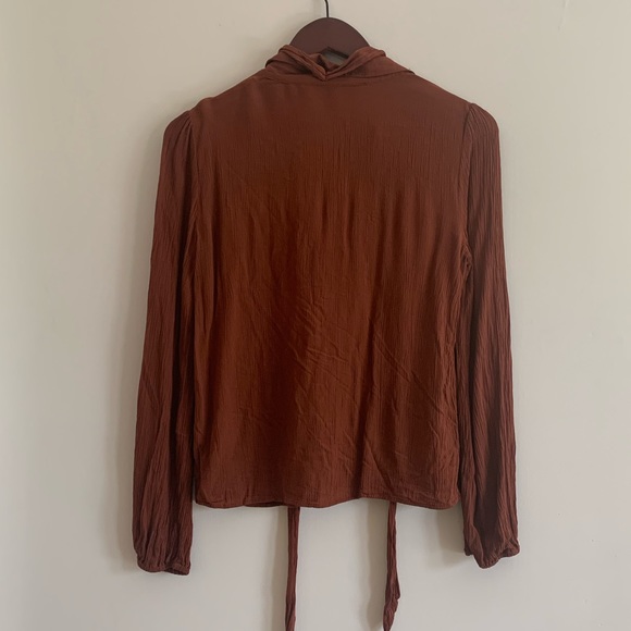 Zara Blouse - Picture 2 of 3